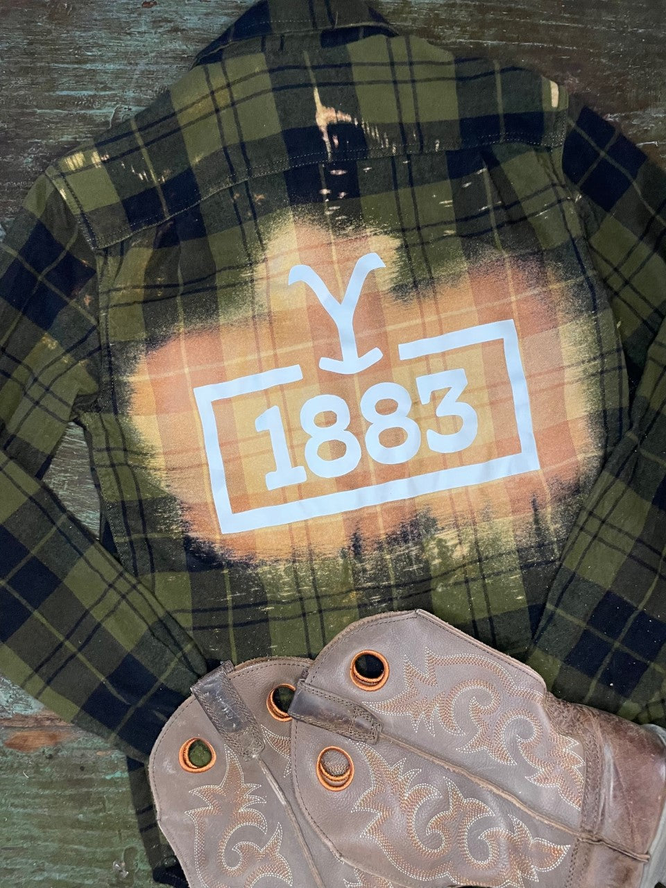 YELLOWSTONE 1883 BLEACHED FLANNEL